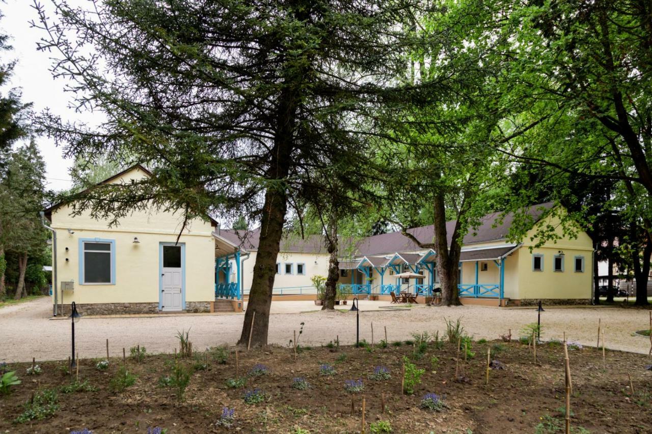 Balzsam Apartmanhaz Harkan Exterior foto